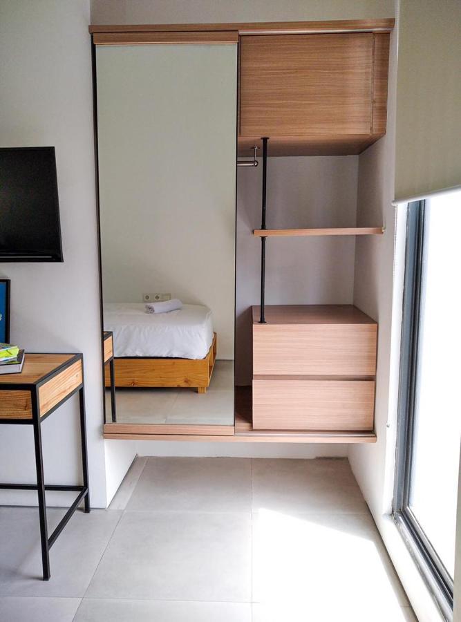 Tengah Tengah Jacarta Exterior foto